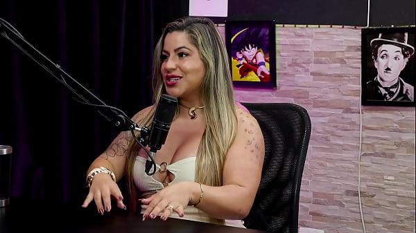 &eacute; a caminhoneira mais safada do brasil fez um marketing com qr code os hates &eacute; uma prova passou por preconceito na contrata&ccedil;&atilde;o e os v&iacute;deos expl&iacute;citos juli figueir&oacute; watch sheer red