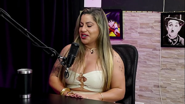 &eacute; a caminhoneira mais safada do brasil fez um marketing com qr code os hates &eacute; uma prova passou por preconceito na contrata&ccedil;&atilde;o e os v&iacute;deos expl&iacute;citos juli figueir&oacute; watch sheer red 