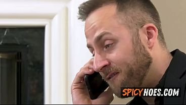Nonton Guy Letting Black Stud Anals His Slutty Wife thumbnail