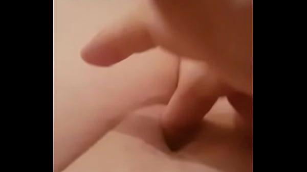 Real orgasm house wife_masterbate in tub while_phoning_boyfriend