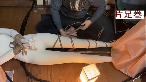 緊縛動画片足巻