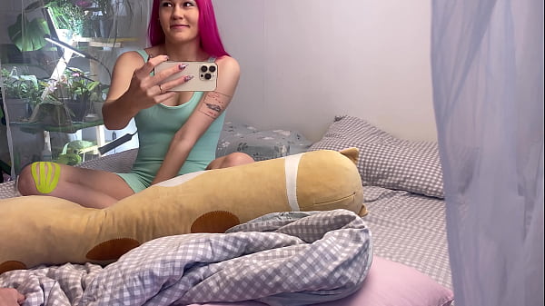 Nonton Мы снимаем, как мы задорно трахаемся! thumbnail