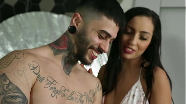 Fot&oacute;grafa Safada Mama Gostoso A Pica De Modelo - Melissa Lisboa & Matheus Castro thumbnail