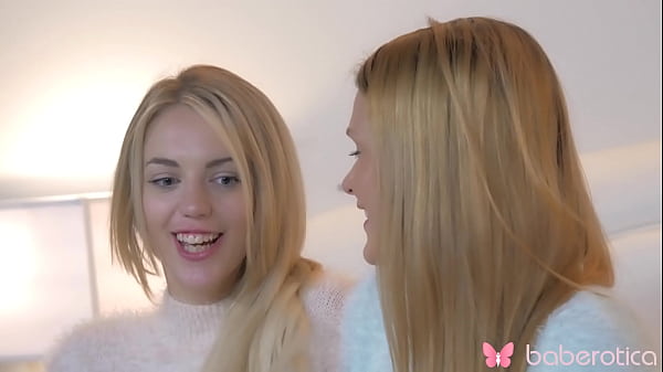 Blonde Girls thumbnail