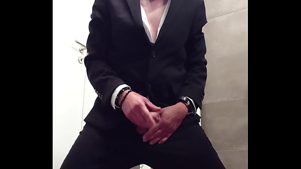 Barfuss im Anzug mirror 