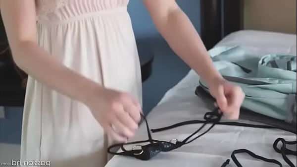 Nonton Brick & Dolly thumbnail