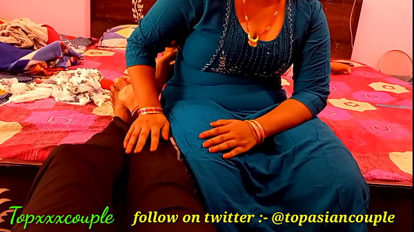 Close up blowjob with cum in mouth_swallow