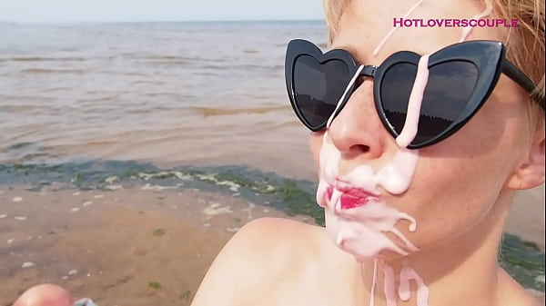 Play MP4 - Horny MILF Gives Blowjob Lessons Sucking Cream