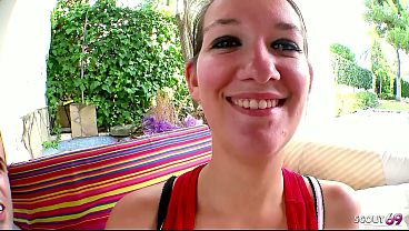 Nonton Big Natural Saggy Tits Girl With Curvy Body Pick Up And Get First Time Casting Fuck With Tit Job Cumshot thumbnail