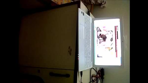 Play MP4 - Masturbating and cumming