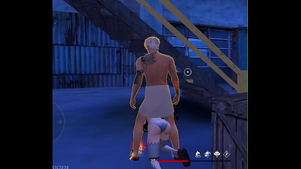 Pro emotera siendo cogida por boot 