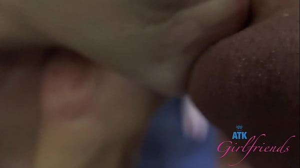 Play MP4 - Pretty girl &lpar;Lana Smalls&rpar; with those bangs looking so fine taking a hard cock and getting filled up