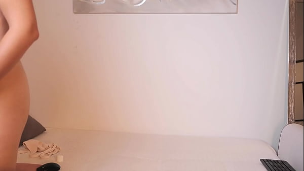 Nonton My Pussy Is Getting Wet And My Boobs Are In Oil thumbnail