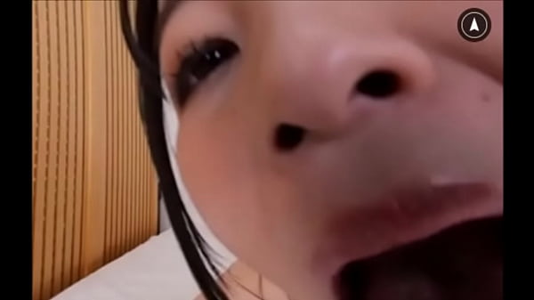 巨乳美女があなたの顔を舐め尽くす