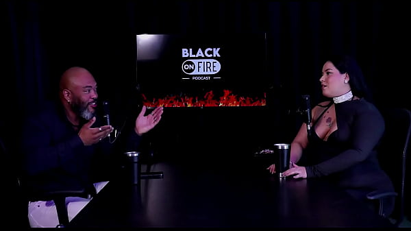 Play MP4 - Sente tes&atilde;o por saber que est&atilde;o batendo punheta pra ela&comma; come&ccedil;ou por pirra&ccedil;a&comma; fez fotos nua&comma; e seu lado vendedora&period;&period;&period; - Pri Melancia &lpar;WATCH ON&colon; SHEER&sol;RED&rpar;