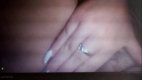 Chica se masturba para mi 