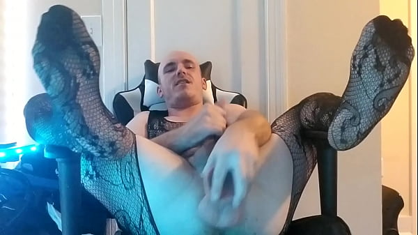 Stretching My Pussy Lips 