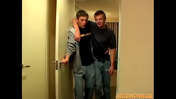 Twinks suck dicks and jerk off together 