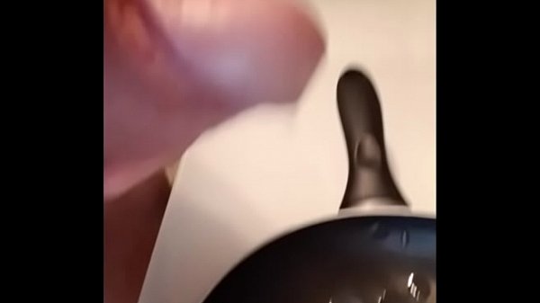 Sborrate nella padella - Cumshot in the cooking pan