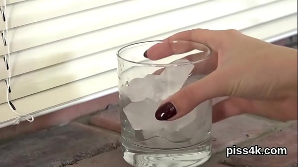 Fervent lesbian cuties get splashed with pee_and squirt wet twats