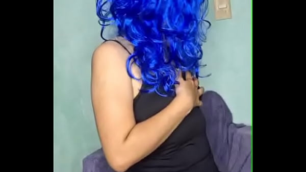 Nonton Latina Saliendo Del Gimnasio Bien Caliente Y Se Masturba Asta Chorrear thumbnail