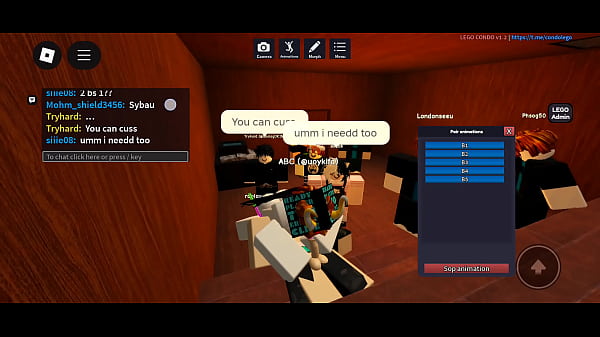 Eu entro em um jogo de porno fa&ccedil;o sexo com uma jogadora e os caras nos viram 