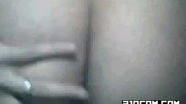 Dream Girl Swedish Shaved Dildoing Snatch 