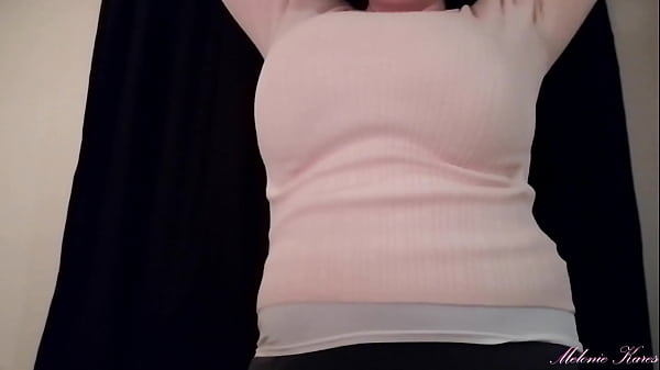 Play MP4 - Undressing Footage