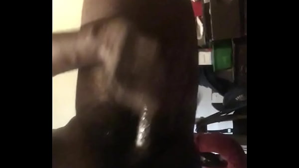 Play MP4 - Black Dick Jerk