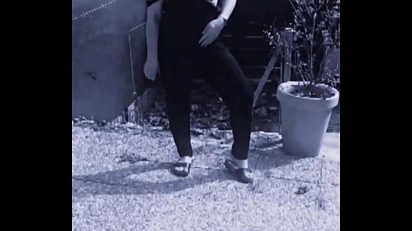 Nonton J'adore L'exhib Pas Vous thumbnail