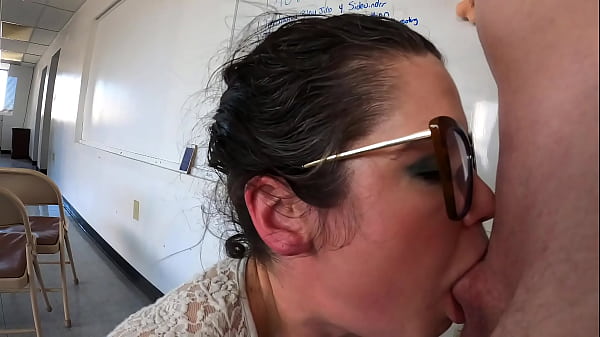 Play MP4 - Professor Sammi - Blowjobs 101