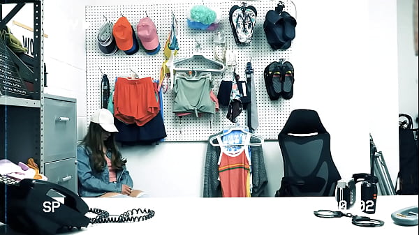 Play MP4 - Slutty Bunnies Get Caught Stealing Costumes And Fuck Their Way Out Of Trouble With The LPO