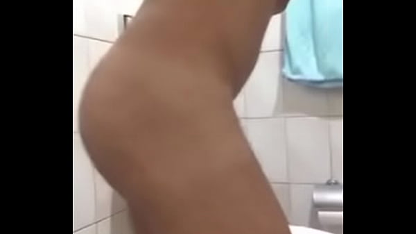 Play MP4 - Rebolando