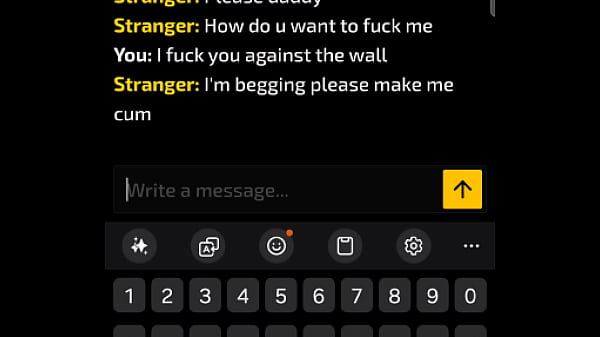 Sexting with a girl on Thundr