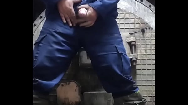 This_handymanfrom Russia seta record his cumshot lasted almost 40 seconds That s what abstaining from sex for a week does