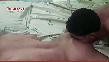 Novinho saiu da balada e fodeu gostoso o c&uacute_ do passivo