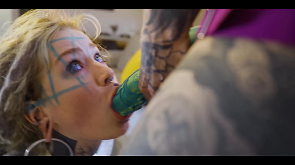 Burlesque tattoo beauty with big boobs gives anal fuck with strap on 