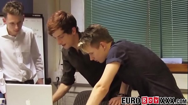 Young ass banging with 3way big cock 