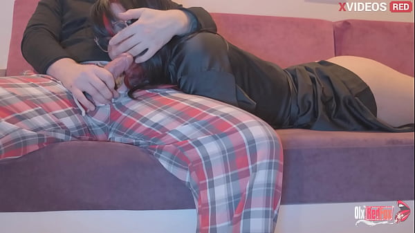 Despierto A Mi Madrastra De La Siesta Y Le Follo La Boca thumbnail