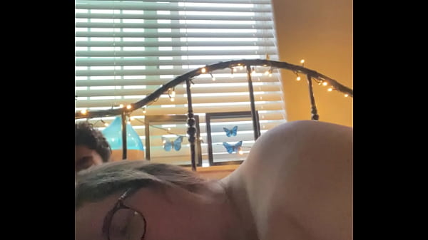 Nonton Good Solid Sucking thumbnail