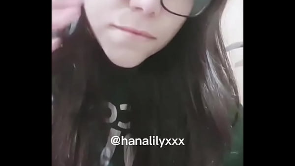 Nonton Your Smol Girl thumbnail