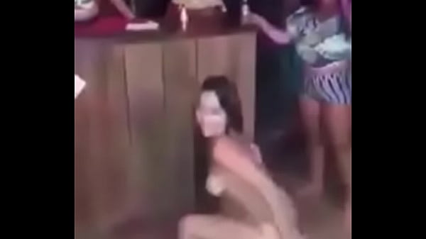 Larissa A_louca doCabaré