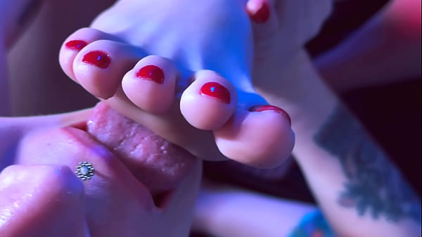 Hottie_Babes Playing Footsies Messy Foot Play