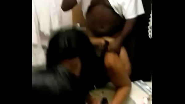 Play MP4 - Big Dick Willy fuck Big Booty in Bathroom