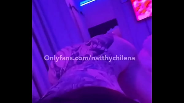 Nonton Jugando Con El Cuarto thumbnail