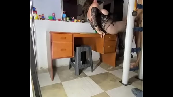 Play MP4 - Mujer latina madura milf es follada por joven virtual toda una perra puta