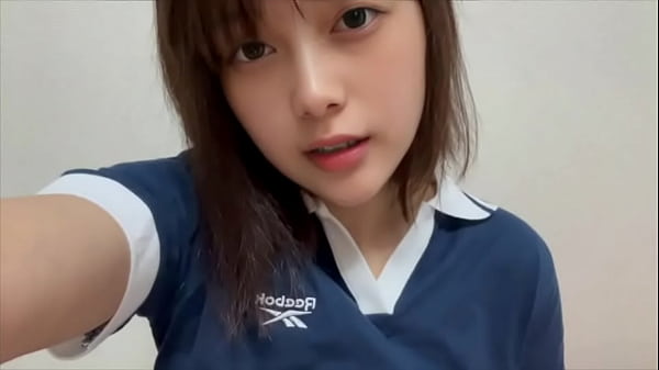 ひとりオナニー気持ち良すぎる... 早く大きなおちんちん入れたいな thumbnail