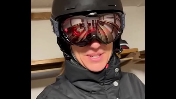 Nonton Ha Ba On Peut Poster 2 Vid&eacute;os En M&ecirc;me Temps :d thumbnail