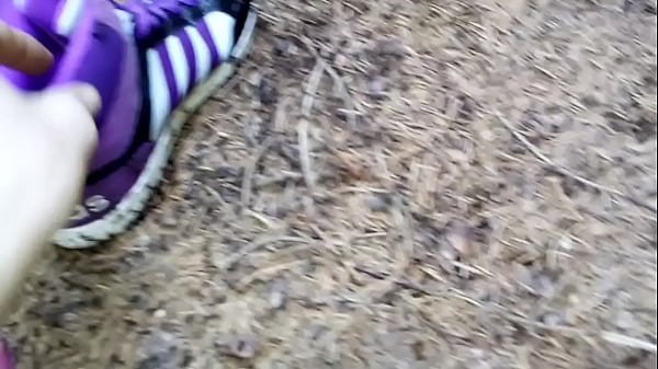 Adidas versus mravency 3 