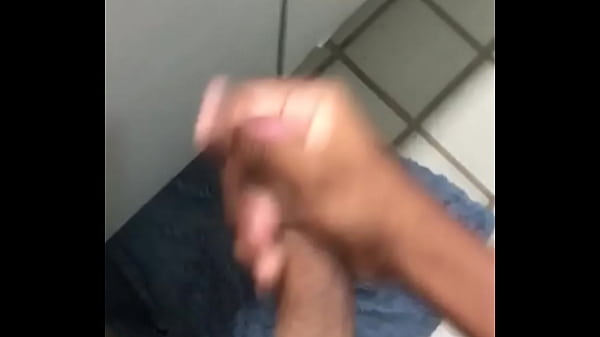 Play MP4 - neguinho de maceio dotado atras de um sexo